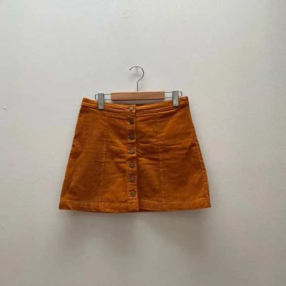 Forever 21 - Corduroy Mini Skirt - Rust - Picture 2 of 4